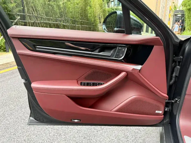Porsche Panamera — Фото автомобиля 13