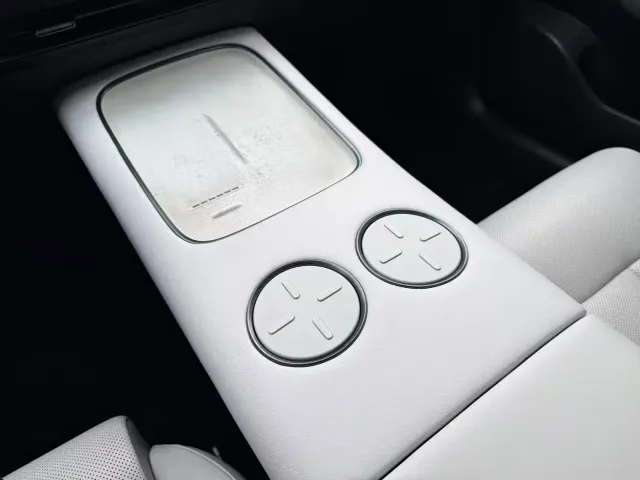 Nissan N7 — Фото автомобиля 24