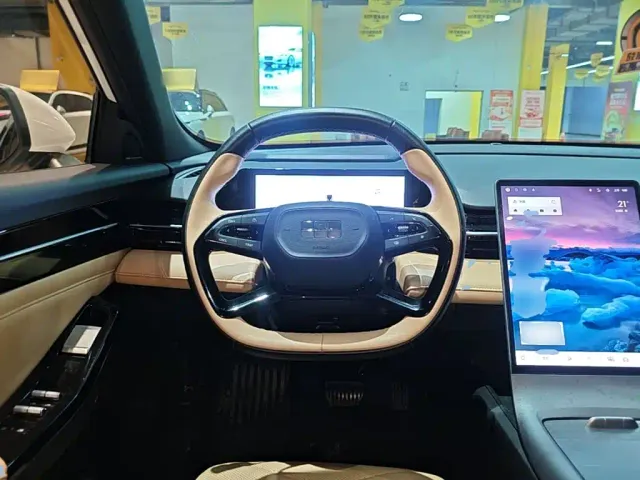Geely Galaxy L6 — Фото автомобиля 10