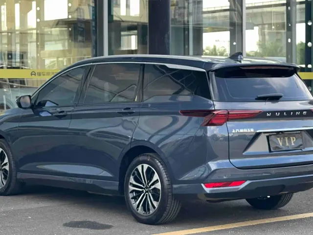 Wuling Victory — Фото автомобиля 7