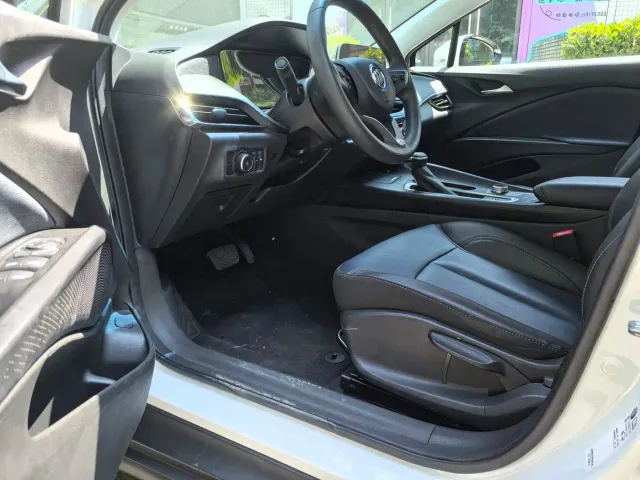 Buick Velite 6 — Фото автомобиля 6