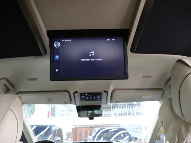 Toyota Alphard — Фото автомобиля 23