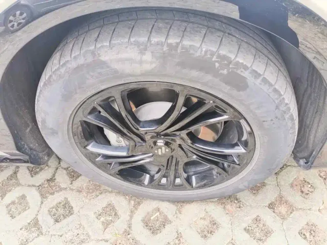 IM Motors LS7 — Фото автомобиля 7