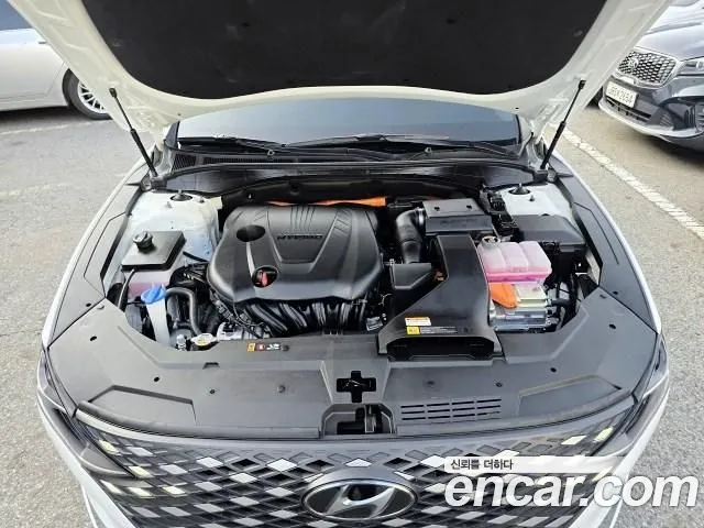 Hyundai Grandeur (New) Hybrid — Фото автомобиля 5