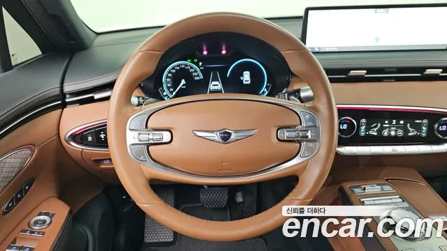 Genesis GV70 — Фото автомобиля 13