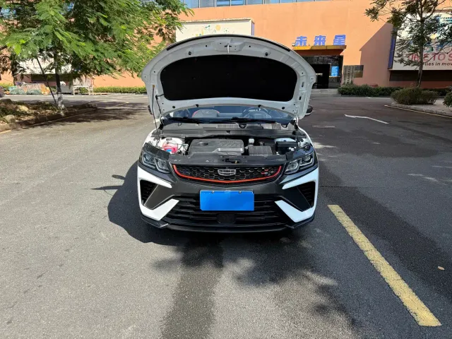 Geely Binyue — Фото автомобиля 15