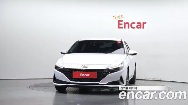 Hyundai AVANTE Avante (CN7) — Фото автомобиля 3