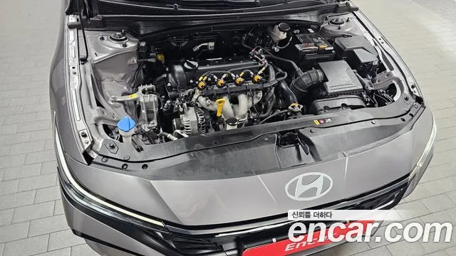 Hyundai Avante CN7 — Фото автомобиля 8