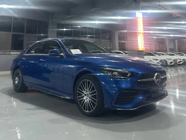 Mercedes-Benz C-Class — Фото автомобиля 2