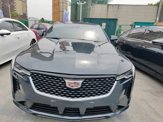 Cadillac CT4 — Фото автомобиля 2