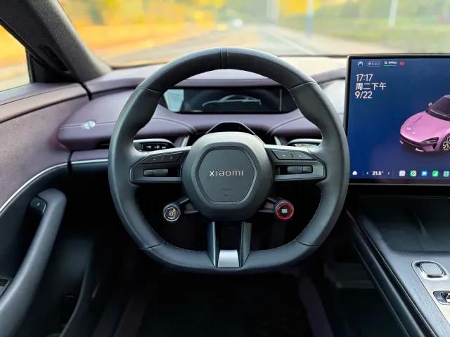 Xiaomi SU7 — Фото автомобиля 11