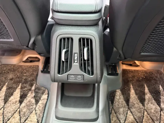 BMW X1 — Фото автомобиля 10