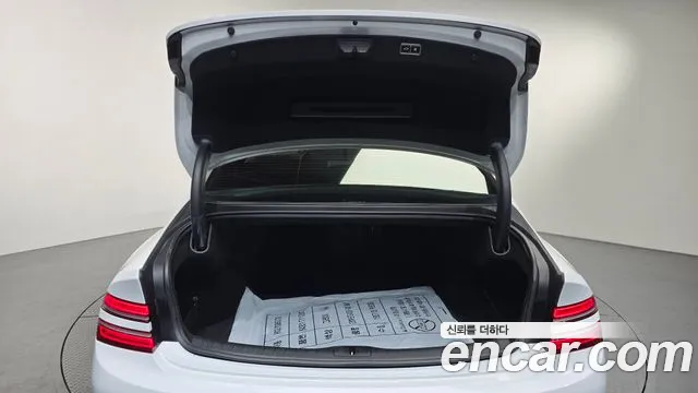 Genesis G80 RG3 — Фото автомобиля 18