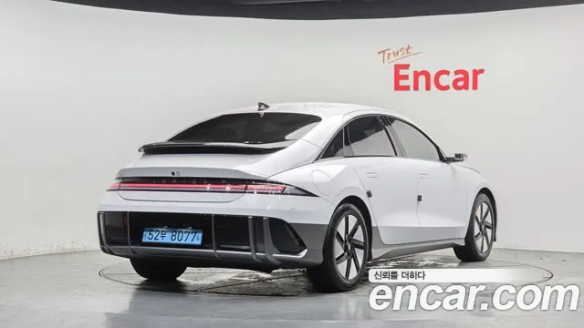 Hyundai Ioniq6 — Фото автомобиля 2