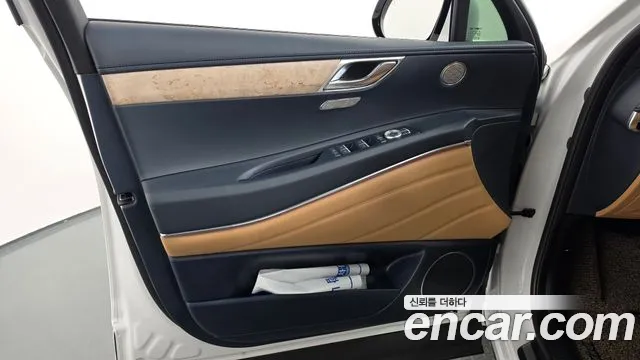Genesis GV80 — Фото автомобиля 13