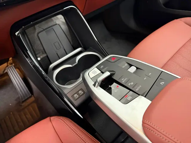 BMW X1 — Фото автомобиля 14