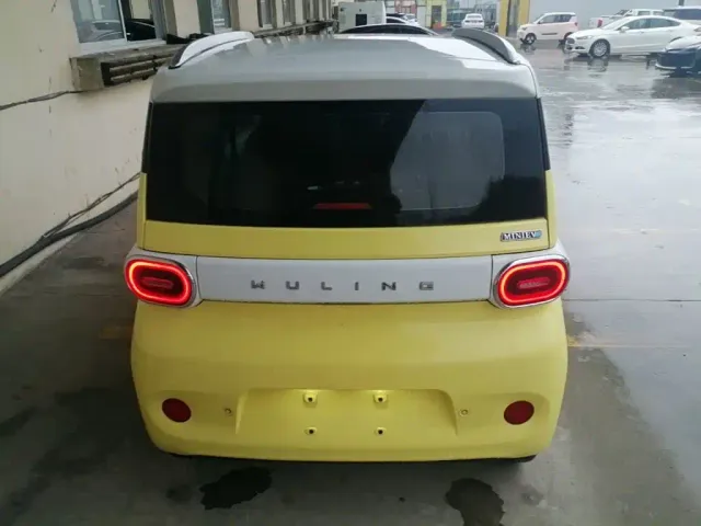 Wuling Hongguang Mini EV — Фото автомобиля 5