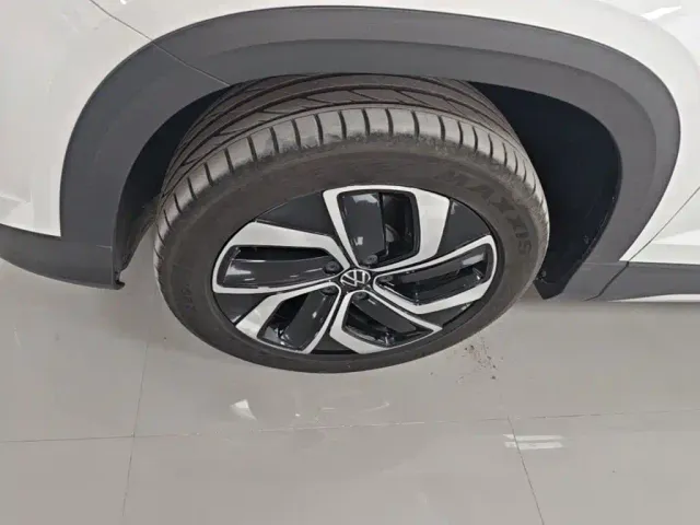 Volkswagen Tharu — Фото автомобиля 22