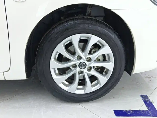 Nissan Sylphy — Фото автомобиля 6