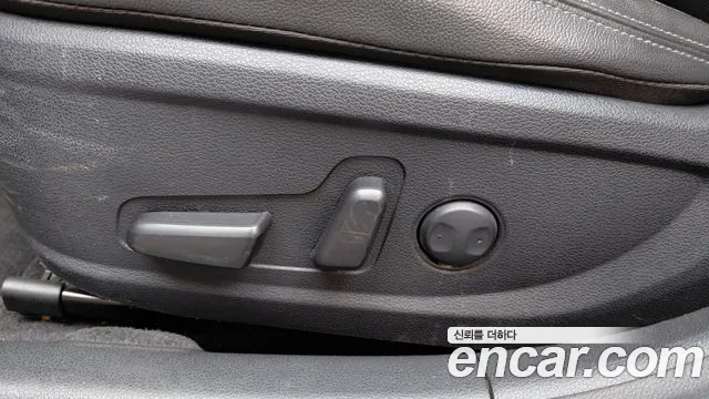 Hyundai Grandeur Premium — Фото автомобиля 30