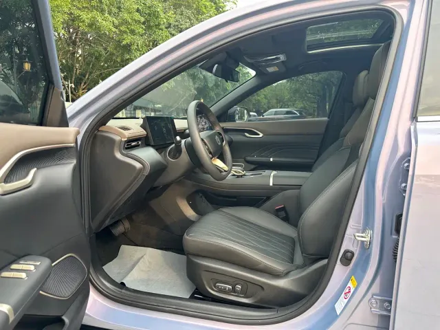 Changan Eado — Фото автомобиля 10