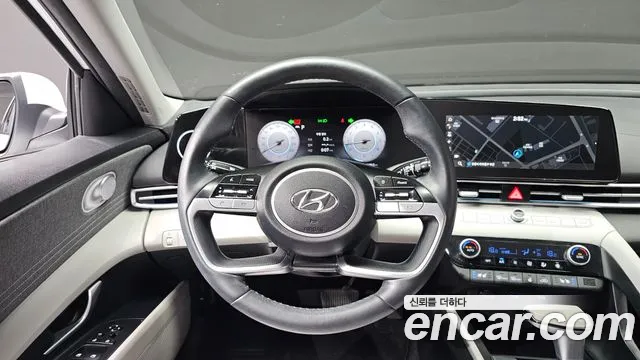 Hyundai AVANTE Avante (CN7) — Фото автомобиля 12