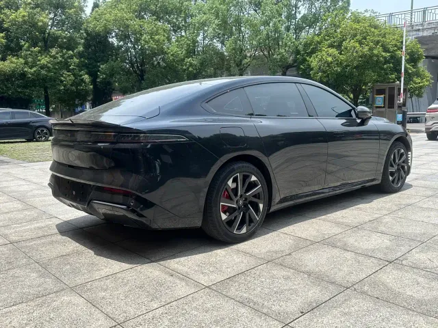 Dongfeng eπ 007 — Фото автомобиля 7
