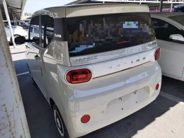 Wuling Hongguang Mini EV — Фото автомобиля 4