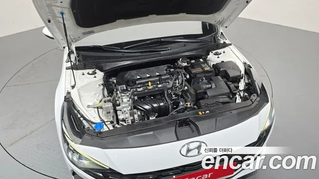 Hyundai Avante CN7 — Фото автомобиля 9