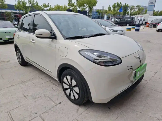 Wuling Bingo — Фото автомобиля 3