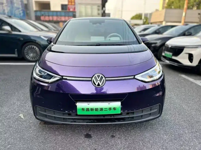 Volkswagen ID.3 — Фото автомобиля 2
