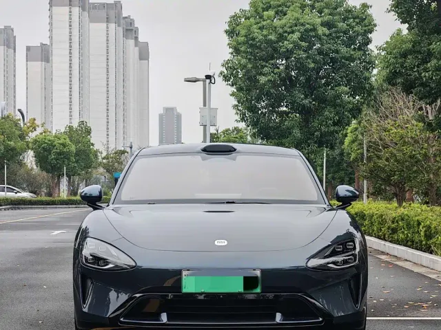 Xiaomi SU7 — Фото автомобиля 2