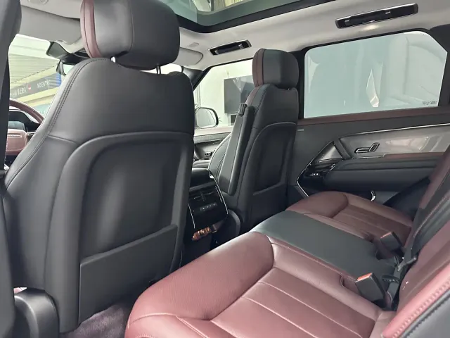 Land Rover Range Rover Sport — Фото автомобиля 13