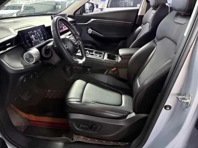 GAC Trumpchi Yingku 2022 1.5T Supernova Edition — Фото автомобиля 9