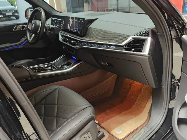 BMW X5 — Фото автомобиля 15
