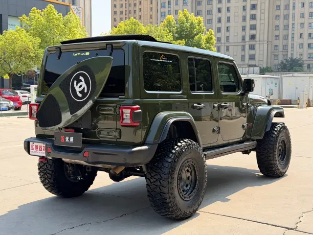 Jeep Wrangler — Фото автомобиля 8