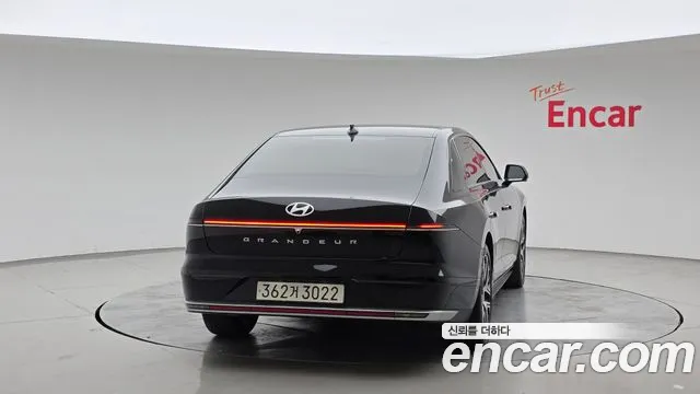 Hyundai Grandeur GN7 — Фото автомобиля 4