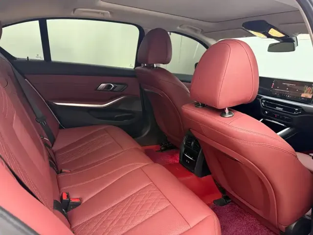 BMW BMW i3 2026 eDrive 35 L — Фото автомобиля 17