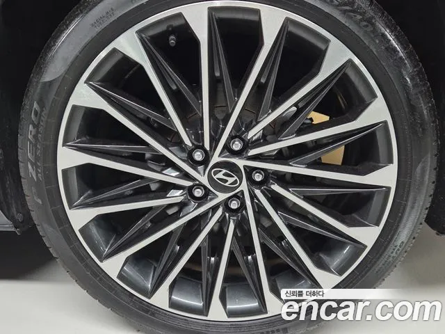 Hyundai Grandeur GN7 — Фото автомобиля 20