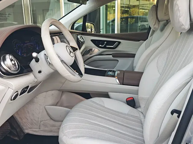 Mercedes-Benz EQS SUV — Фото автомобиля 14
