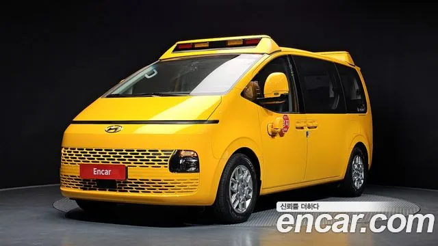 Фотография автомобиля — Hyundai Staria
