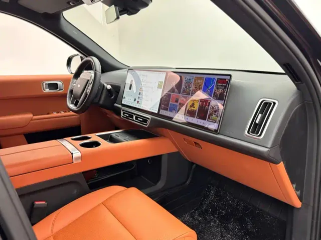Li Auto L9 — Фото автомобиля 11