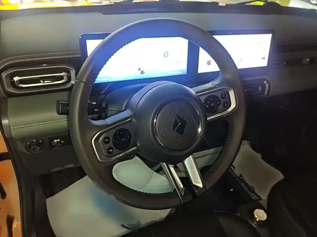 Baojun Yep — Фото автомобиля 10
