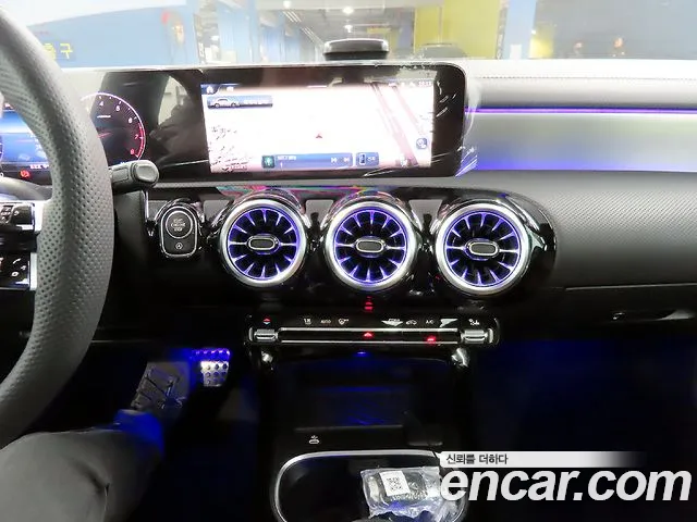Mercedes-Benz CLA-Class — Фото автомобиля 13