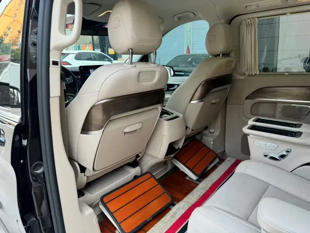 Mercedes-Benz V-Class — Фото автомобиля 7