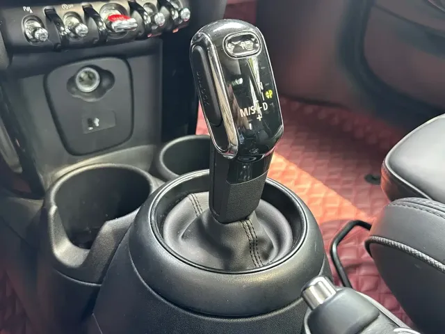 MINI MINI 2022 2.0T COOPER S Artist — Фото автомобиля 26