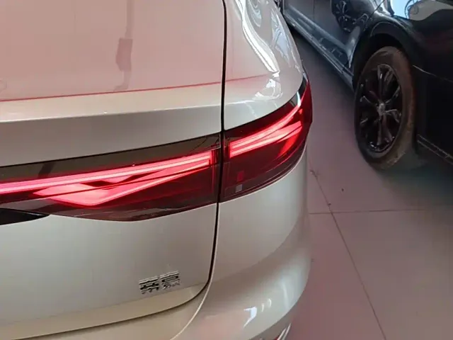 Geely Emgrand — Фото автомобиля 7