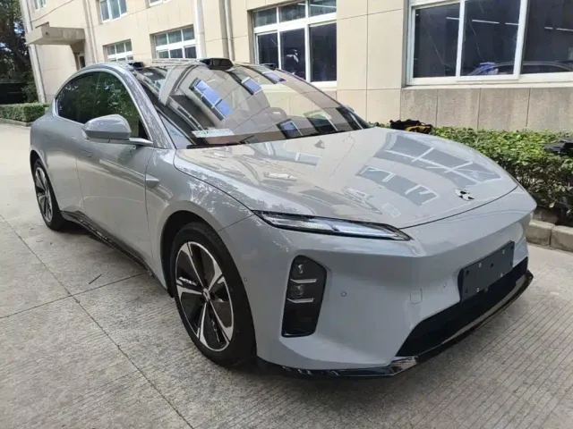 Nio ET5 — Фото автомобиля 3