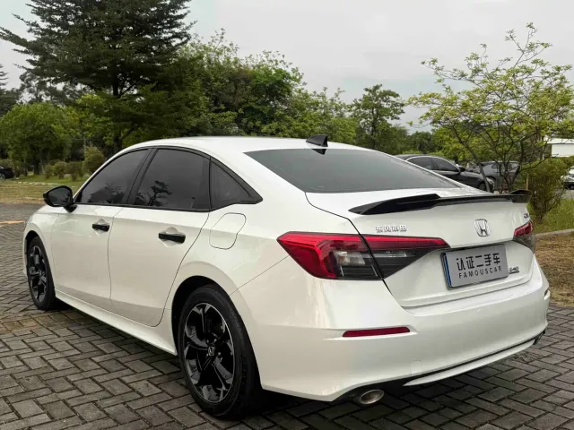 Honda Civic — Фото автомобиля 24