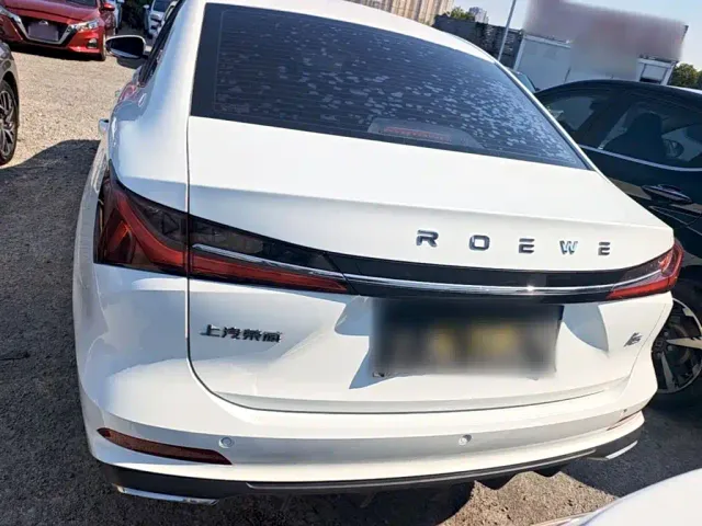 Roewe i5 — Фото автомобиля 5